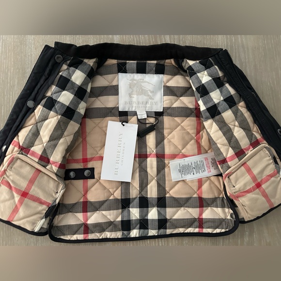 Burberry Baby Black Quilted Jacket, brand new with tag, size 6 months - Picture 6 of 8
